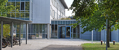 Der KlimaSchutzKongress findet im Gebäude der Informatik am Hubland statt.