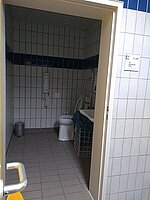 Behindertentoilette