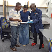 Séverin Muyisa Kavatsurwa, Séphora Mianda Mutombo und Félix Katele Zongwe. (Foto: N.K. Khorommbi)